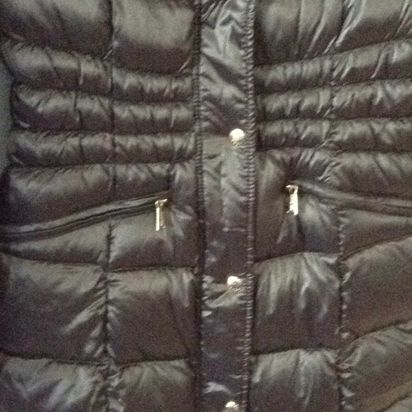 Michael Kors down jacket size s pristine - Picture 3 of 5